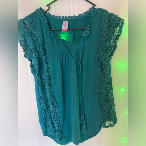 Teal lace top - Picture 1 of 3